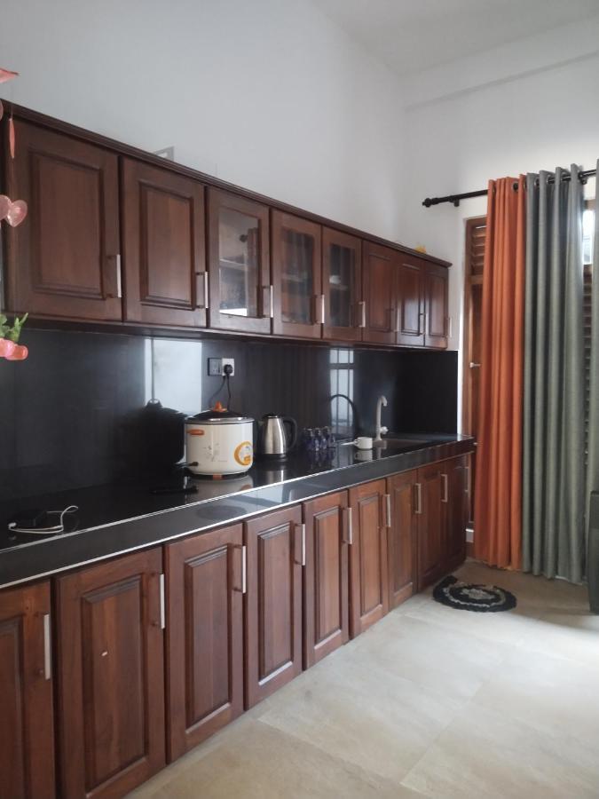 Sara Place تانجالي المظهر الخارجي الصورة