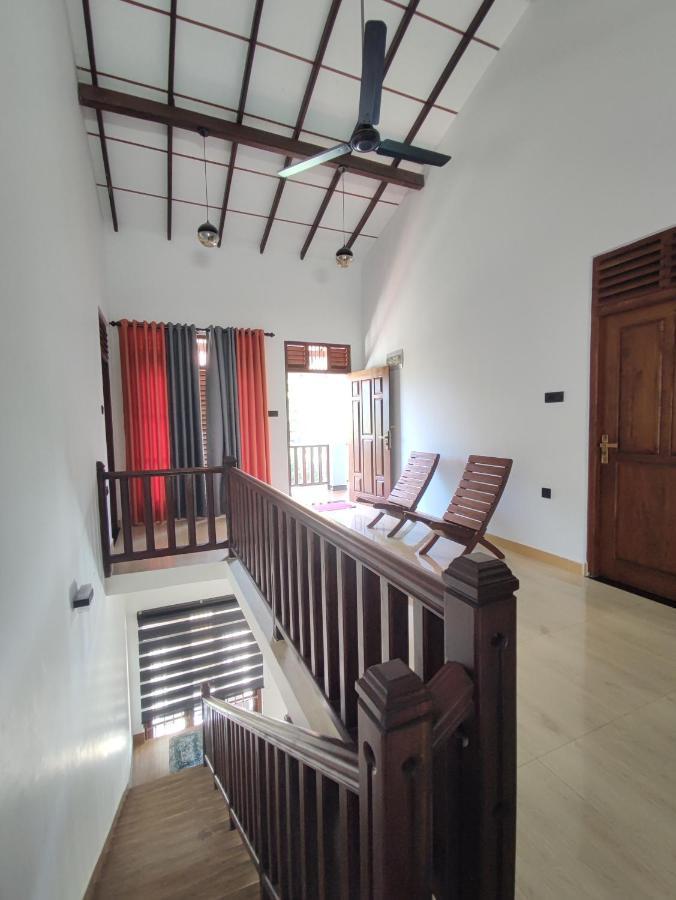 Sara Place تانجالي المظهر الخارجي الصورة