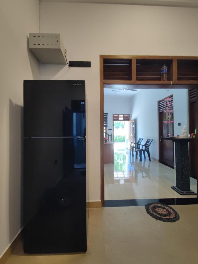 Sara Place تانجالي المظهر الخارجي الصورة