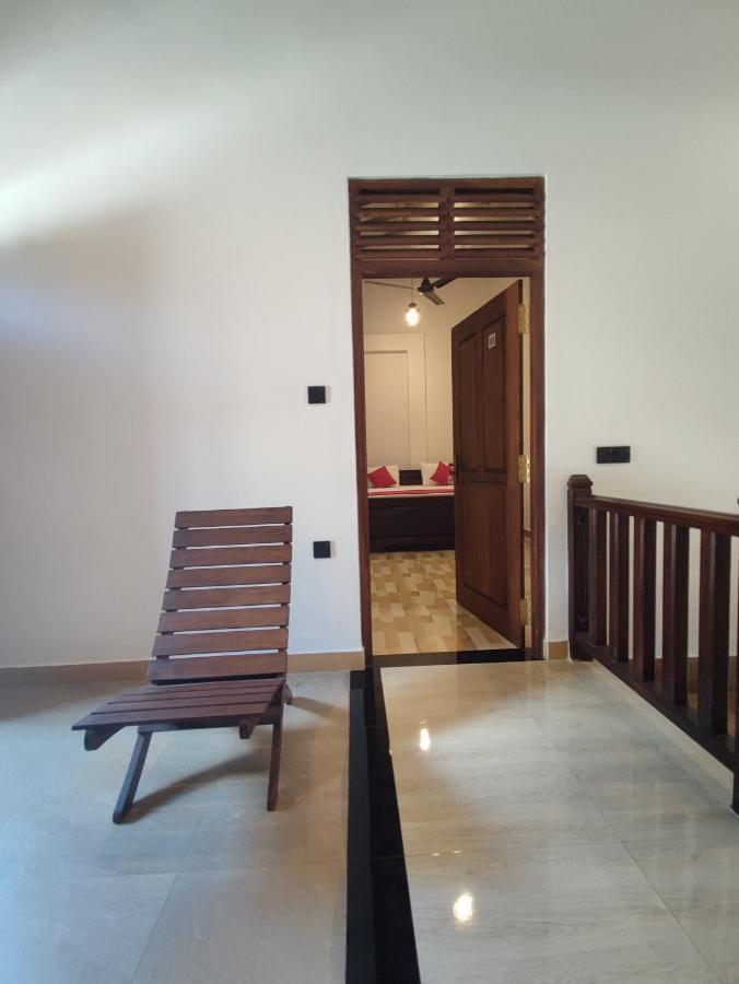 Sara Place تانجالي المظهر الخارجي الصورة