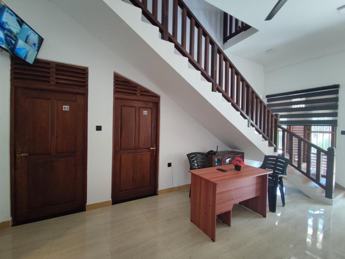 Sara Place تانجالي المظهر الخارجي الصورة